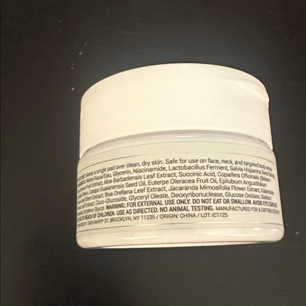 New Revive Rx Exfoliating & Resurfacing Wipes - Picture 2 of 2